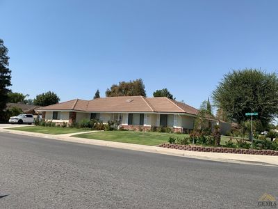6300 Madonna Ave, Bakersfield, CA, 93308