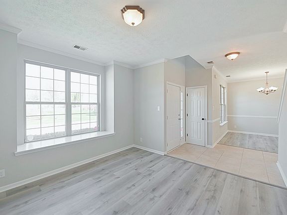 4th image of 8477 Ardennes Dr