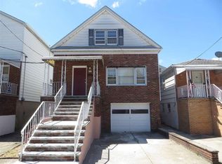 70 W 2nd St, Bayonne, NJ 07002