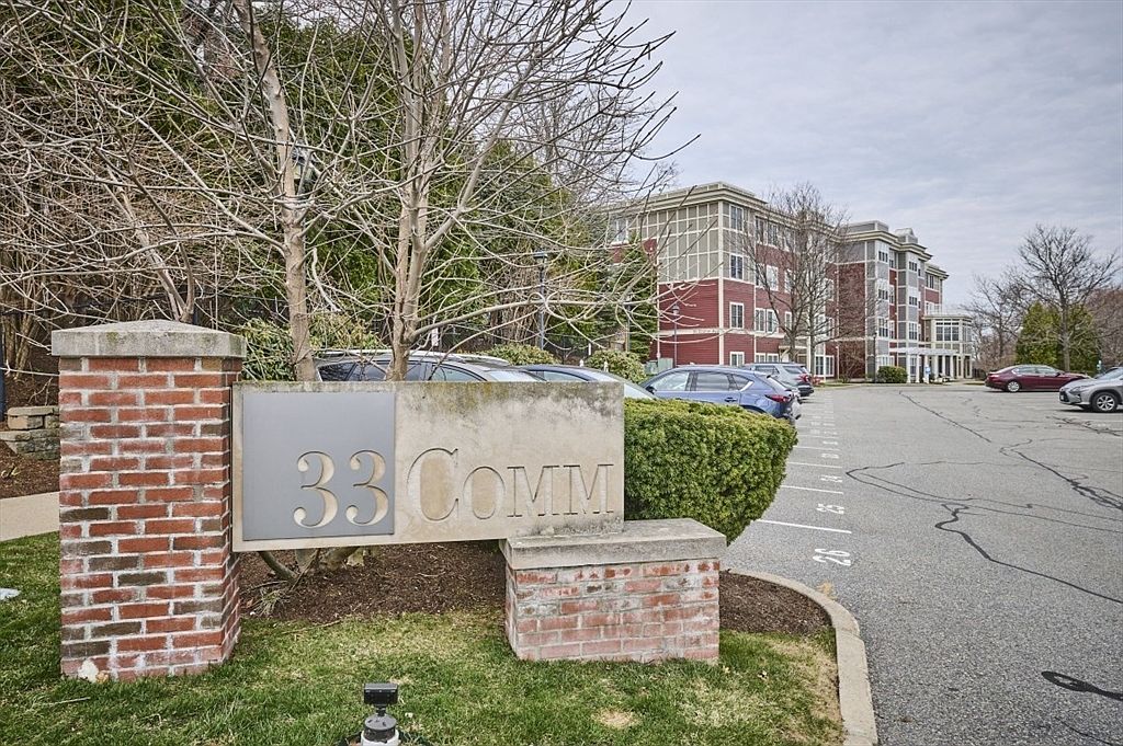 35 Commonwealth Ave APT 103