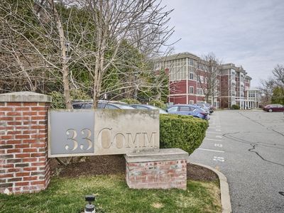 35 Commonwealth Ave APT 103, Newton, MA, 02467