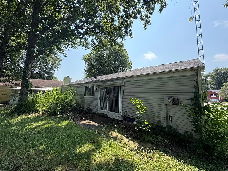 3781 Cherry Hill Ct — Photo 3