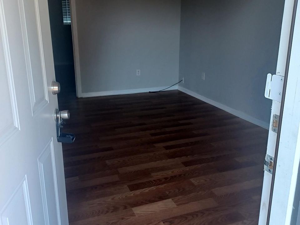 1st image of 2449 Fort Worth St