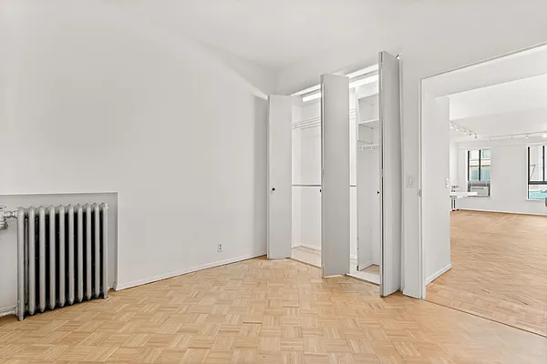 Rented by Compass | media 16