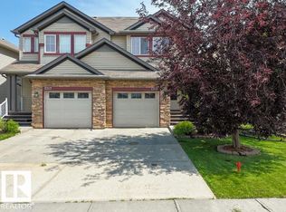1709 64th St SW, Edmonton, AB T6X 0M8