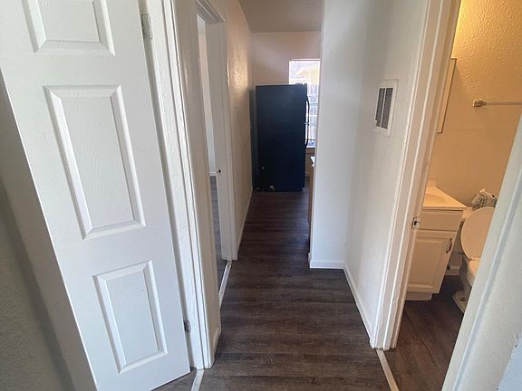 5th image of 2902 Evans Ave