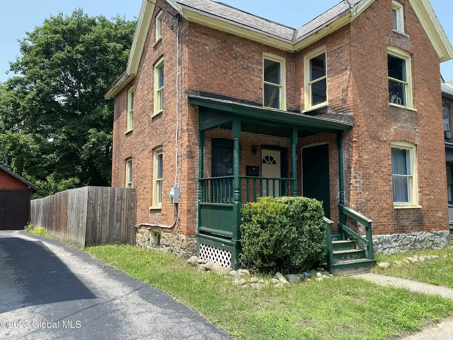 12 West Street — Photo 1