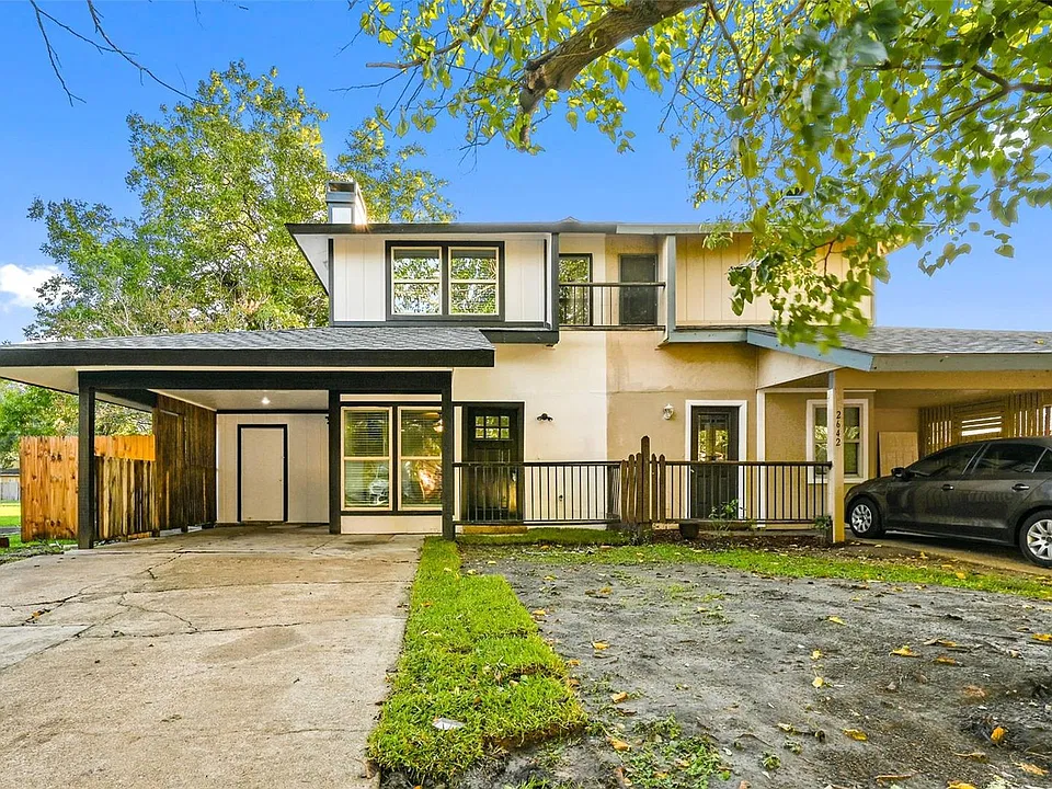 2640 Santa Barbara Dr