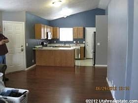 4th image of 1581 N Durocher Ln