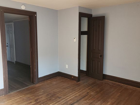 2nd image of 37 N West St APT 3