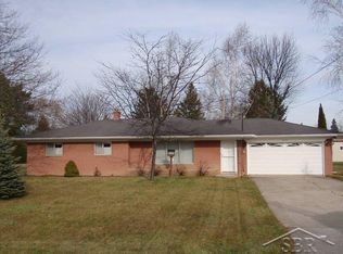 6140 Dewhirst Dr, Saginaw, MI 48638
