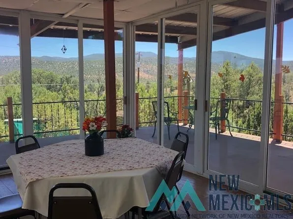 22 Forest St, Reserve, NM 87830