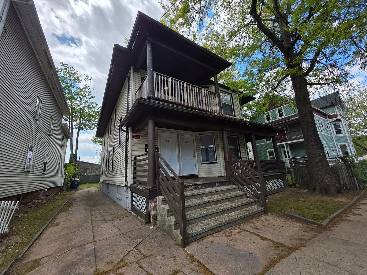 Building Photo - 88 Dickerman St #1A