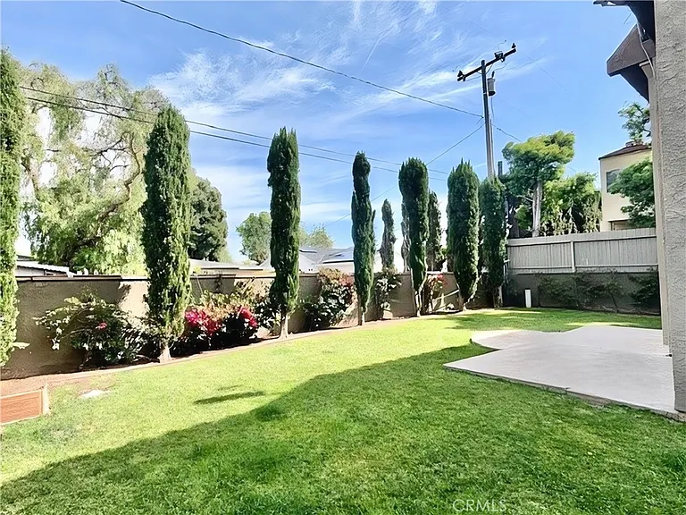 2558 Orange Ave #3 — Photo 5