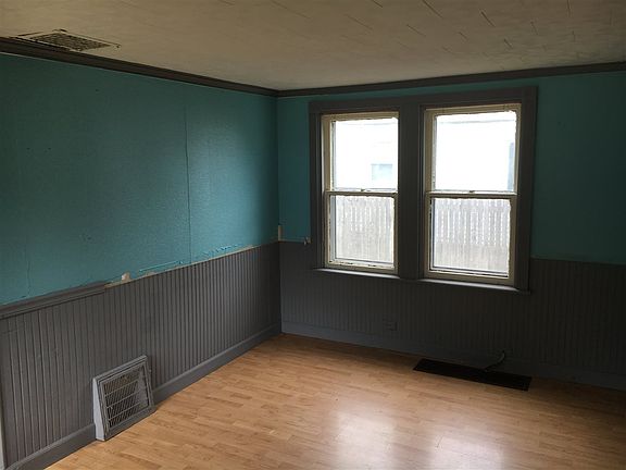 2nd image of 507 S 36th St