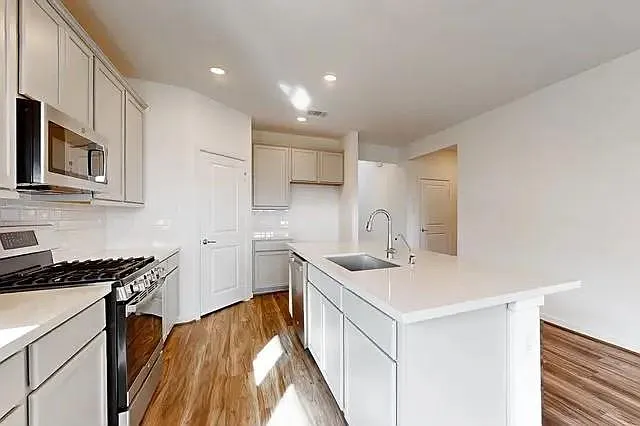 21611 Shadowbrook Birch Dr — Photo 7