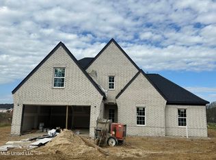 7785 Emeline Dr, Horn Lake, MS 38637