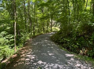 330 Winter Hill Dr, Harlan, KY 40831