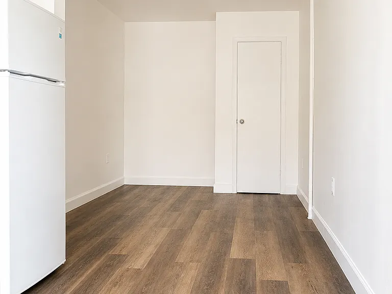 2277 Steinway St #1 — Photo 3
