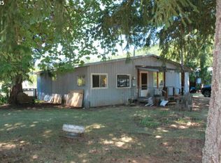 8954 Nonpareil Rd, Sutherlin, OR 97479