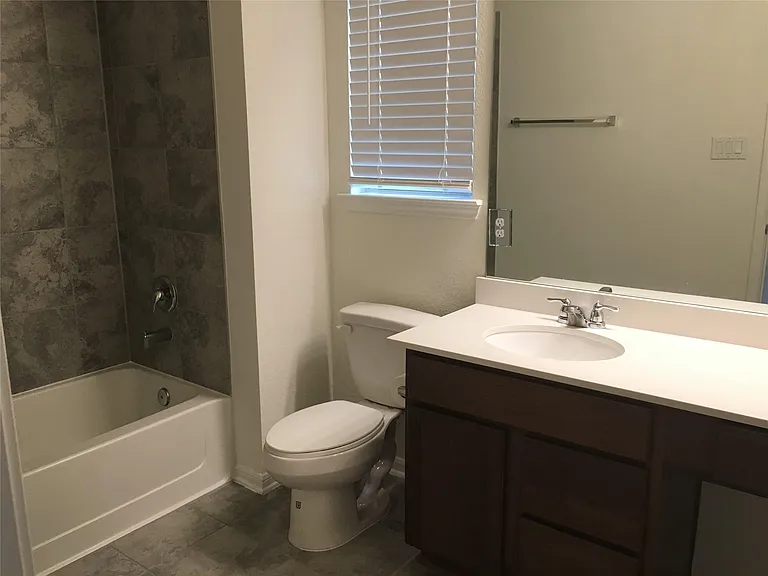 10429 Sherwin Pass Dr — Photo 9