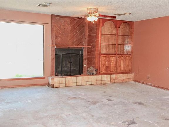 5th image of 203 Sandy Ln