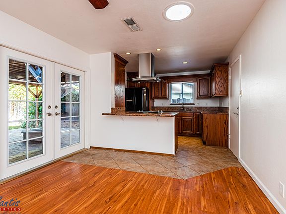 2nd image of 1431 Annapolis Way