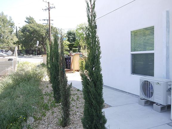 4th image of 2500 Hermosa Ave