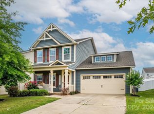 4300 Huntley Glen Dr, Pineville, NC 28134