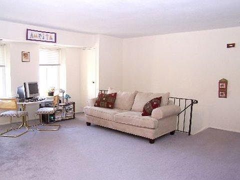 2nd image of 8 Navajo Ct