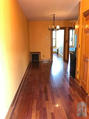 Rented by Skyline Group Real Estate | media 26