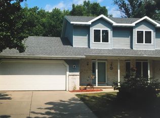 2505 Crest Line Dr, Madison, WI 53704