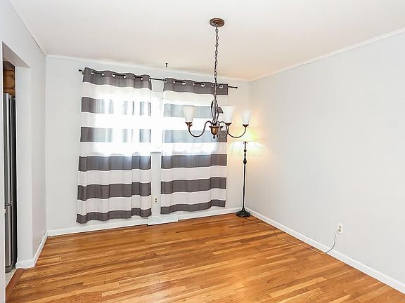 3rd image of 1399 Cranwood Dr
