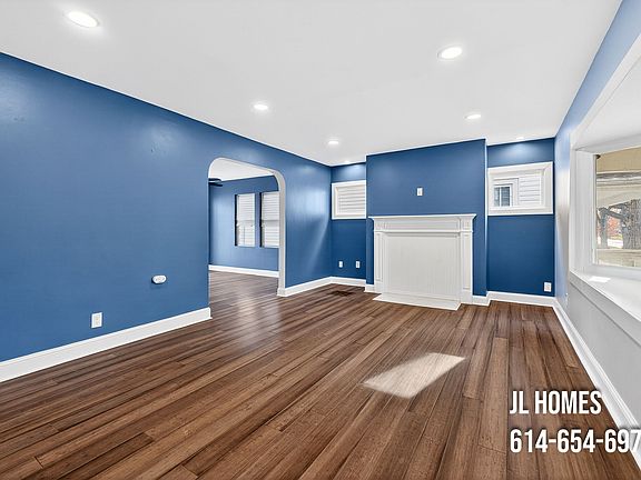 2nd image of 512 Larcomb Ave
