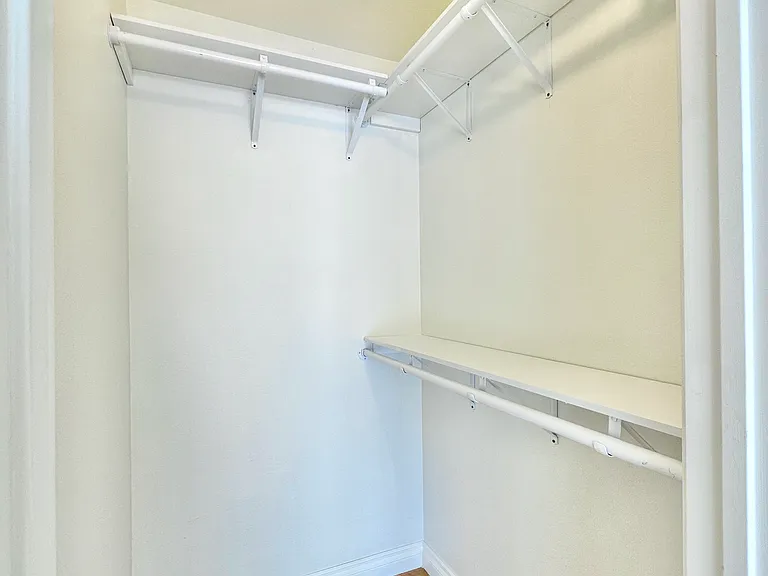 9 Serena Ct — Photo 32
