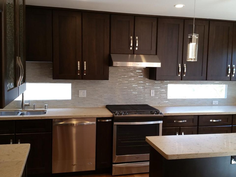 2nd image of 30 El Bonito Way