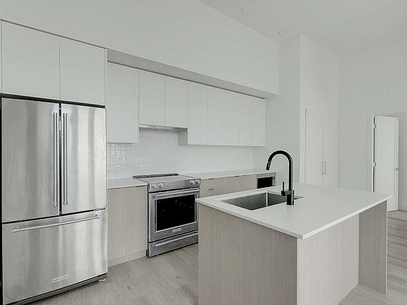 5th image of 1306 Laval Sq #103