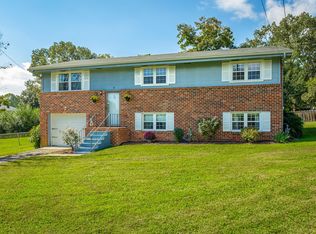7 Shamrock Cir, Fort Oglethorpe, GA 30742