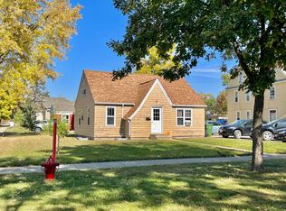 803 9th St, Brookings, SD 57006