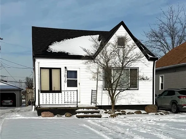 7010 Theota Ave, Parma, OH 44129