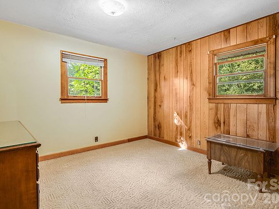 23rd image of 435 Upper Glady Fork Rd