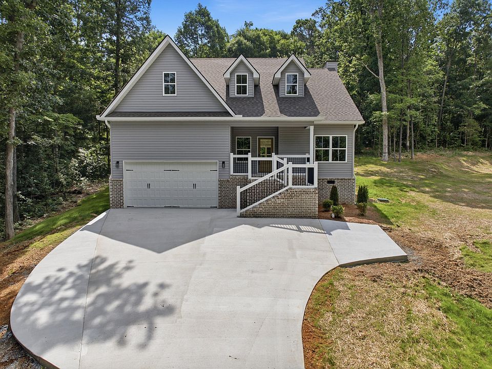 1st image of 220 Hollow Rd NE
