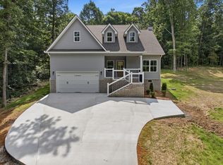 220 Hollow Rd NE, Cleveland, TN 37323