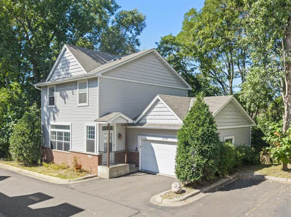2729 Century Ct, White Bear Lake, MN 55110