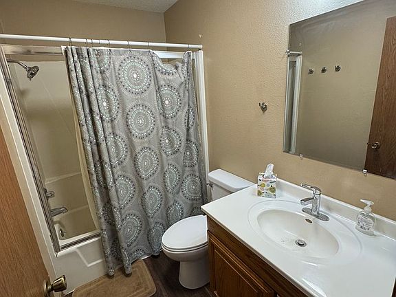 5th image of 1615 Knollcrest Dr APT 3