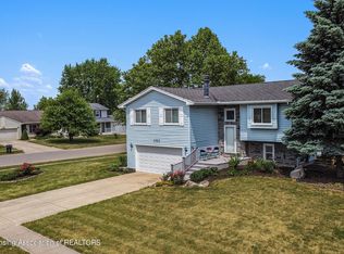 4824 Moultrie Cir, Lansing, MI