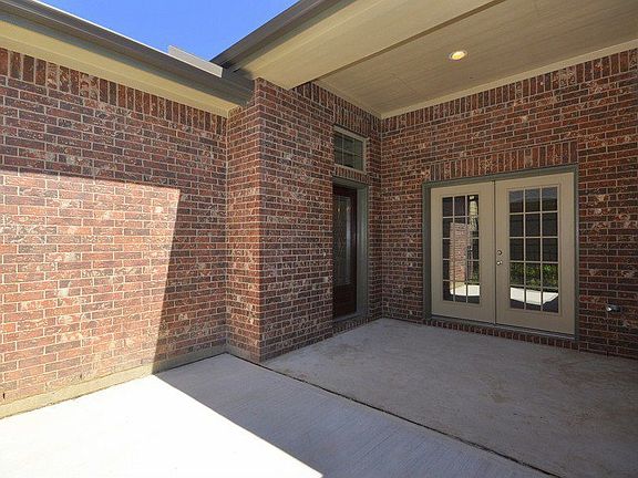 2nd image of 19326 Anchor Bay Ln