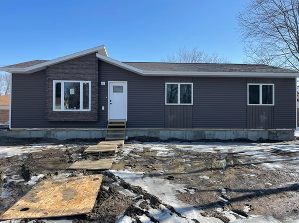 706 N Kittridge St, Mitchell, SD 57301