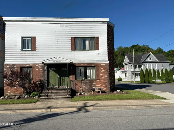 145 Florida Avenue, Amsterdam, NY 12010