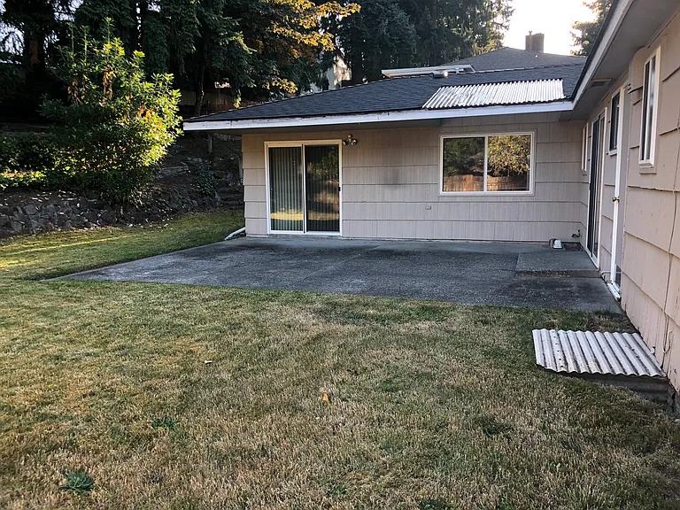 14429 SE 37th St — Photo 31